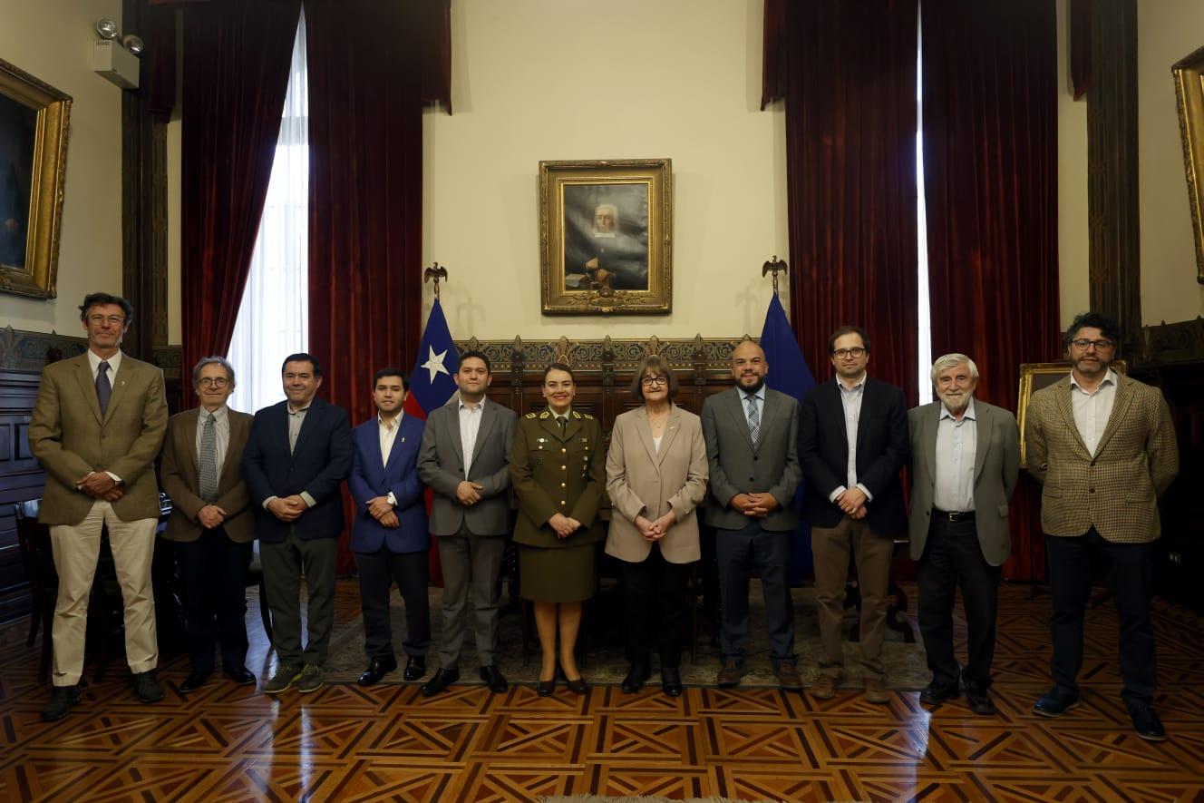 Universidad de Chile y Subsecretaría de Prevención del Delito formalizan convenio para implementar nueva Ley de Seguridad Privada