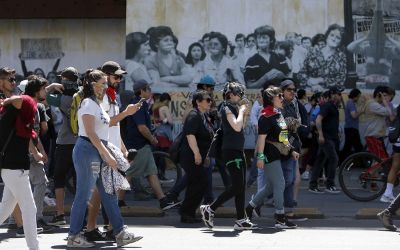 Imagenes de Santiago Movilizado y Bajo estado de Excepcion