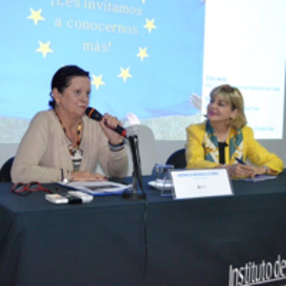 Embajadoras plantearon cercanía de la Unión Europea con Chile