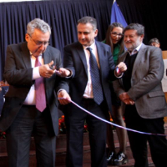 Comunidad universitaria celebra inauguración de nueva sede de la EGGP