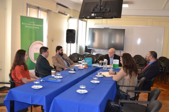 Centro de Análisis de Políticas Públicas y Editorial Hammurabi firman un convenio de colaboración para publicaciones sobre medio ambiente, descentralización y ordenamiento territorial