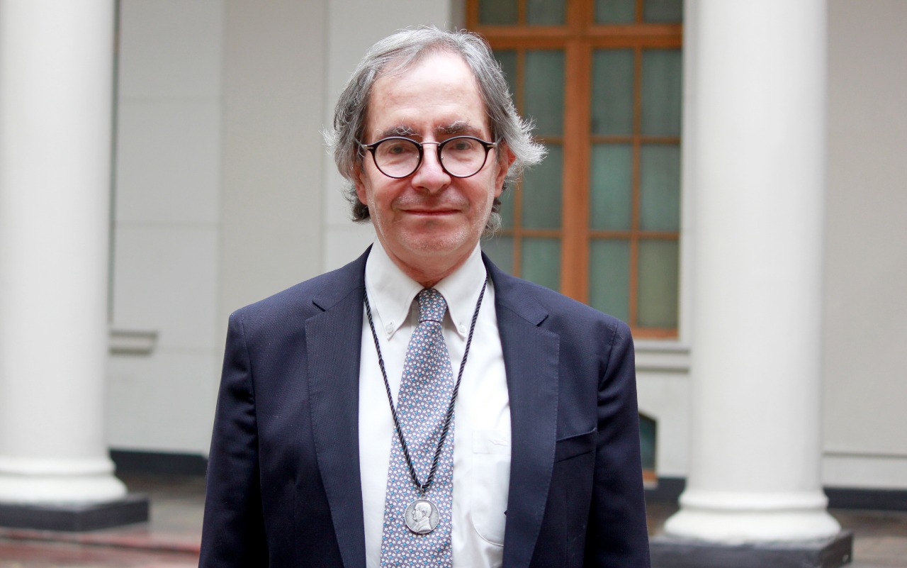 Profesor Leonardo Letelier Facultad de Gobierno Universidad de Chile