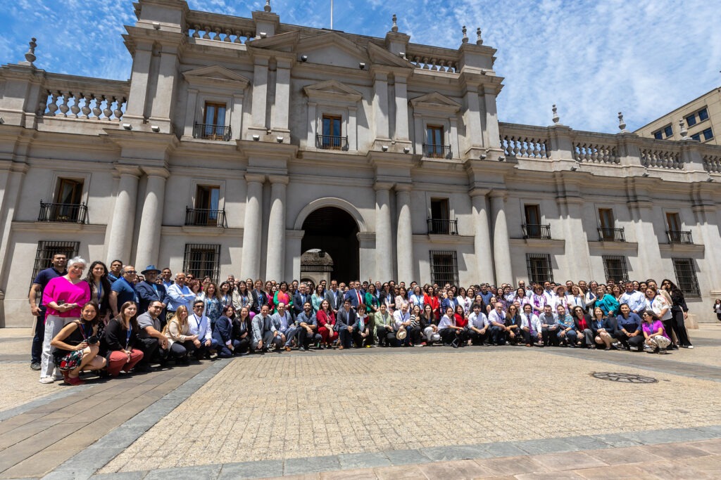 Facultad de Gobierno impartirá seis diplomas para la Academia de Capacitación de la SUBDERE