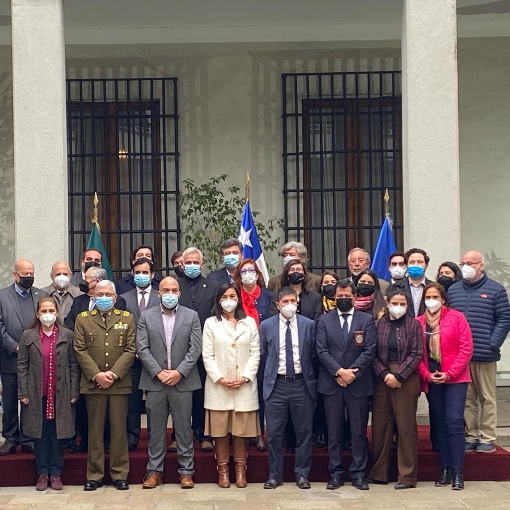 Facultad de Gobierno y Unidad Consultiva para la Reforma (UCR) a las policías